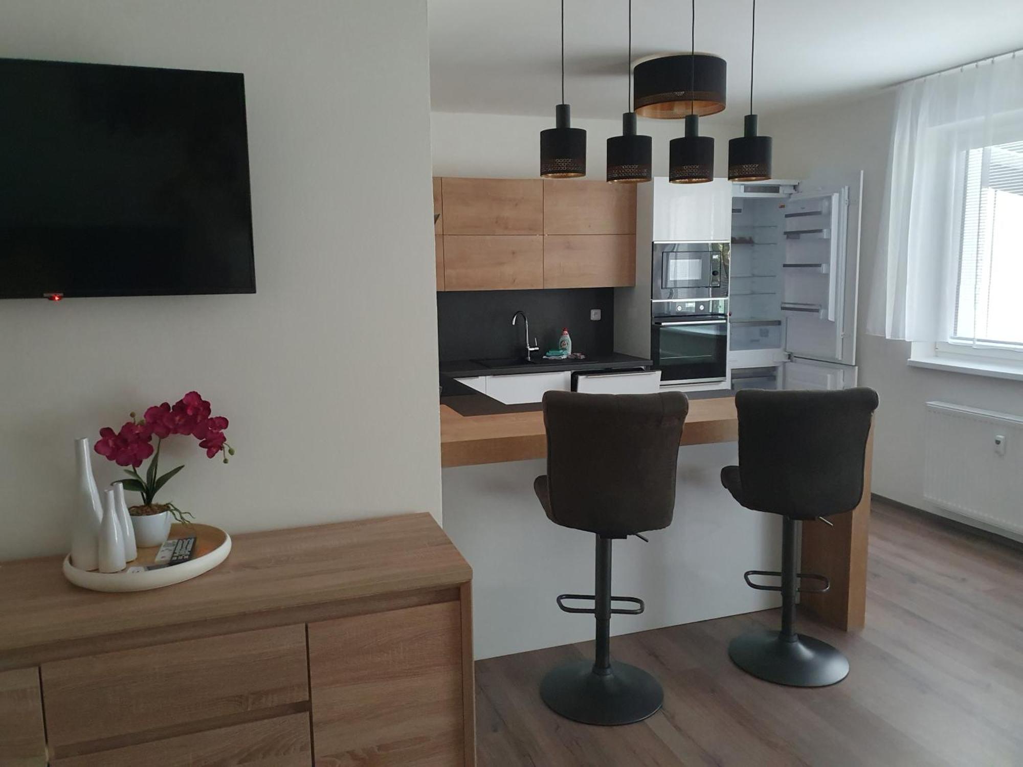 Novy Apartman V Arealu Wellness Hotelu ฟริมบูร์ก ภายนอก รูปภาพ